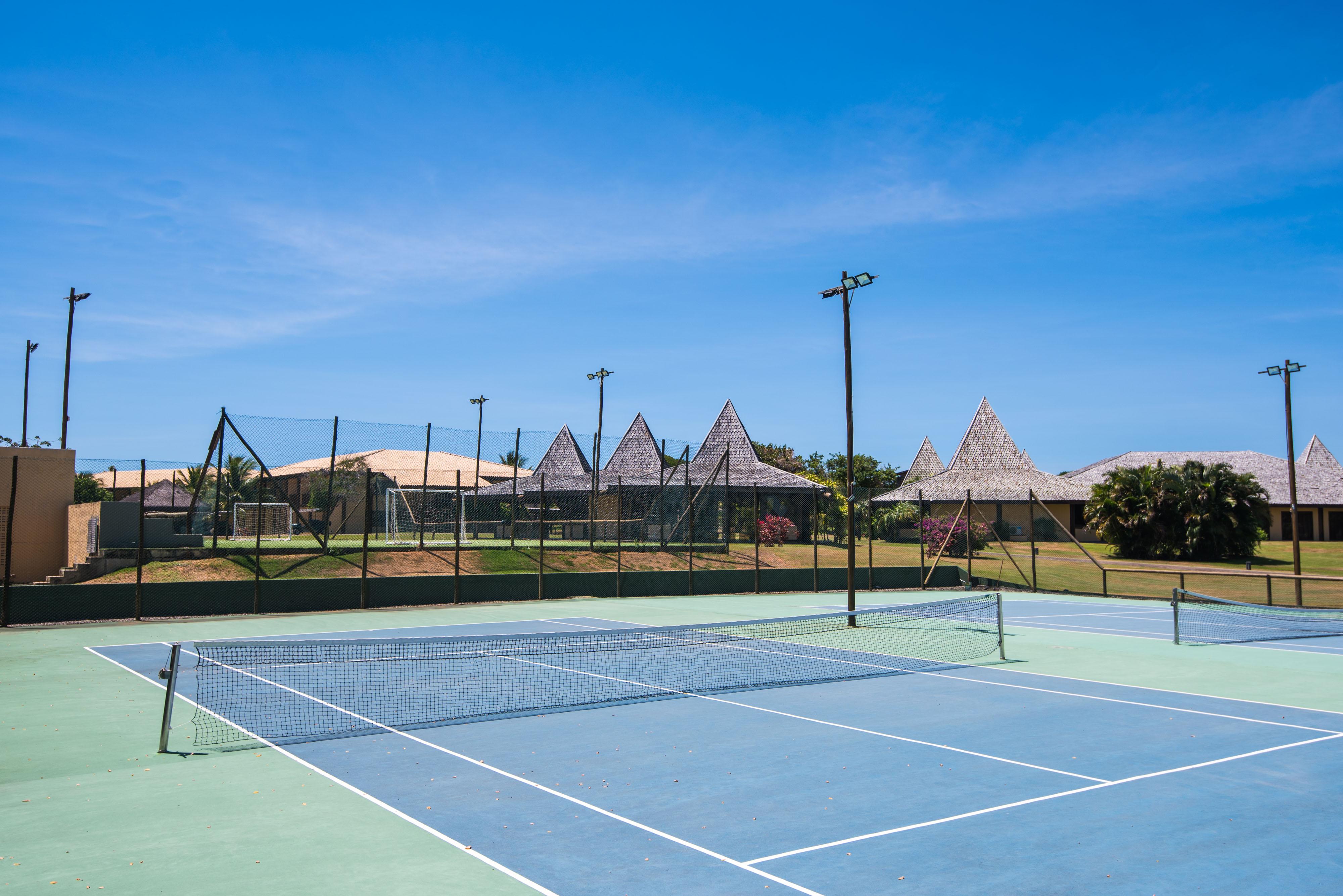 Vila Gale Resort Mares Guarajuba Exterior foto Tennis courts at the resort
